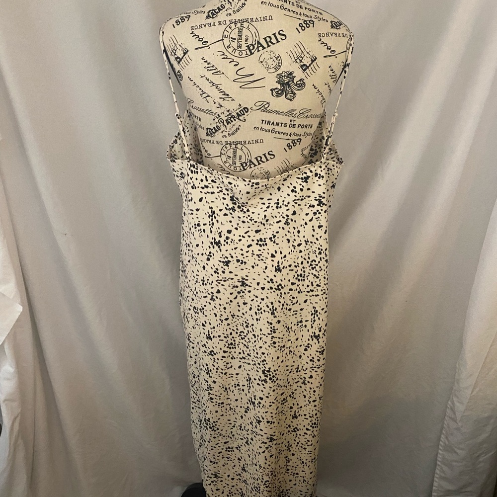 A new day slip dress - Picture 4 of 5